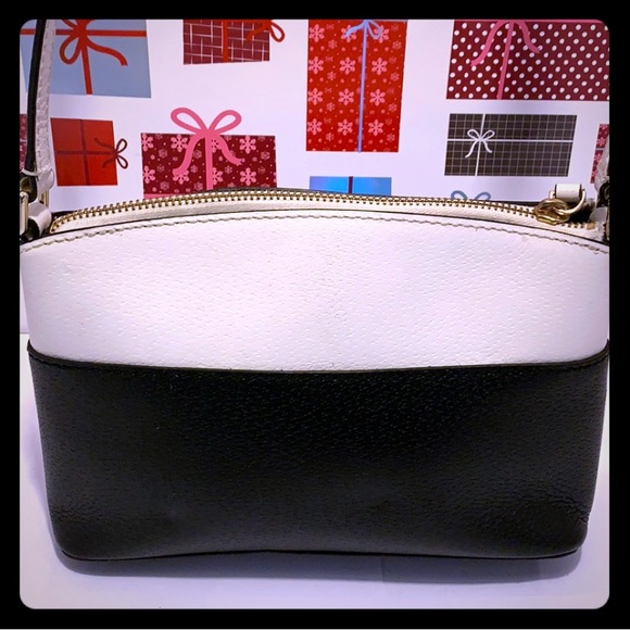 Kate Spade ♠️ Black/ White Mini CrossbodySling Bag - Picture 4 of 8